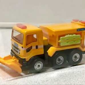 【非売品】NICHIJO・凍結防止剤散布車 いすゞ ギガ デコトラ トラック野郎
