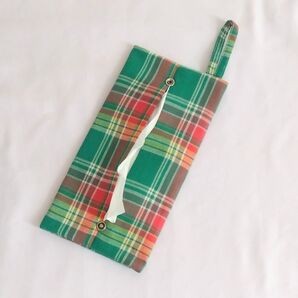 持ち手付き 携帯ティッシュケース ボックスティッシュから詰替え 吊り下げ ハンドメイド マドラスチェック グリーン 426