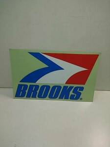 ブルックス BROOKS　80～90年代ノベルティ 「ステッカー　LOGO　四角」青赤白　x-1&free