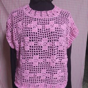 ハンドメイド  花の透かし模様のプルオーバー