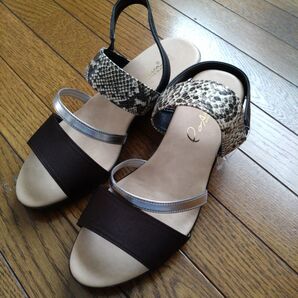 新品サンダル パイソン柄 シルバー ストラップ ヒール Lサイズ 日本製