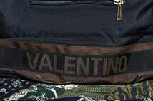  ヴァレンチノ　ＶＡＬＥＮＴＩＮＯ　ＲＯＳＳＡ・トートバッグ　ファスナー開閉　三層構造デザイン　サイズ：20㎝x30㎝x15㎝（中古）_画像2