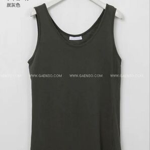 Uネックスリーブレス