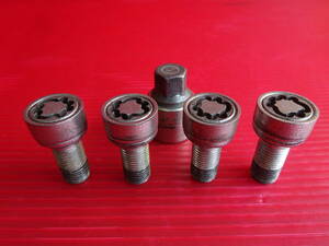  Audi wheel lock bolt 4ps.@ for 1 vehicle total length : approximately 43mm neck under : approximately 27mm