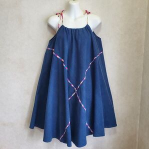 Aラインワンピース デニム風生地 カラフルリボン 肩紐調整可 ゆったり