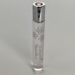 JILLSTUART クリスタルブルーム オードパルファン