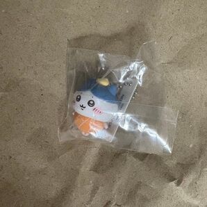 ちいかわ ハチワレ くら寿司 ビックらポン