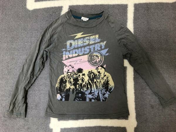 DIESEL ディーゼル サイズ6Y 110～120　かっこいいロックTシャツ グレー 美品