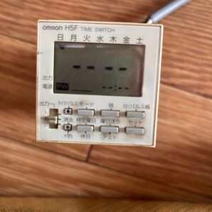5K1011 中古OMRON H5F-A 通電済 保証付