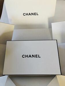 CHANEL ホワイト空箱