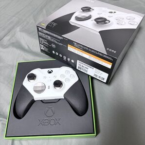 Xbox Elite ワイヤレス コントローラー Series 2 Core Edition (ホワイト)