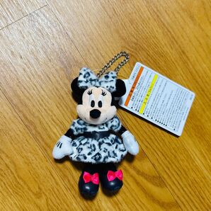 ディズニー ミニー ぬいぐるみバッジ ぬいぐるみチャーム ヒョウ柄 チャーム キーチェーン ディズニーリゾート