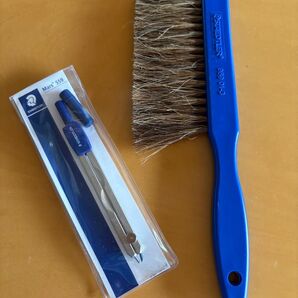 ステッドラー 製図ブラシ & コンパス