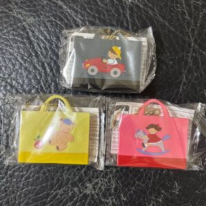 ファミリア カプセルトイ 3個セット 新品未開封