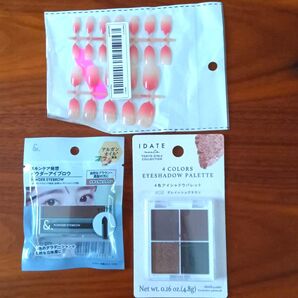 ◆未使用◆ネイルチップ&アイブロウ&アイシャドウ セットで