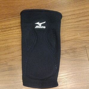 ニーパッド ミズノ