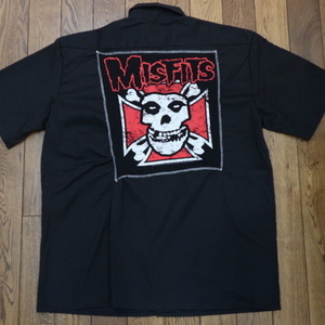 Dickies Misfits ワークシャツ L ブラック 半袖 ボタンダウン ディッキーズ ミスフィッツ クリムゾンゴースト ロゴ リメイク ワッペン