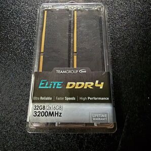 PCメモリー TEAM DDR4 32GB(2×16GB)3200MHz