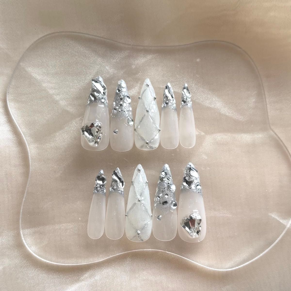 24 ネイルチップ 韓国 ちゅるん ガラスフレンチ スナ系 ワンホン ガーリー オタク 推し ギャル 量産