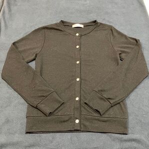 ラインストーン付き花ボタンカーディガン 長袖 黒 ニット カーディガン ブラック M