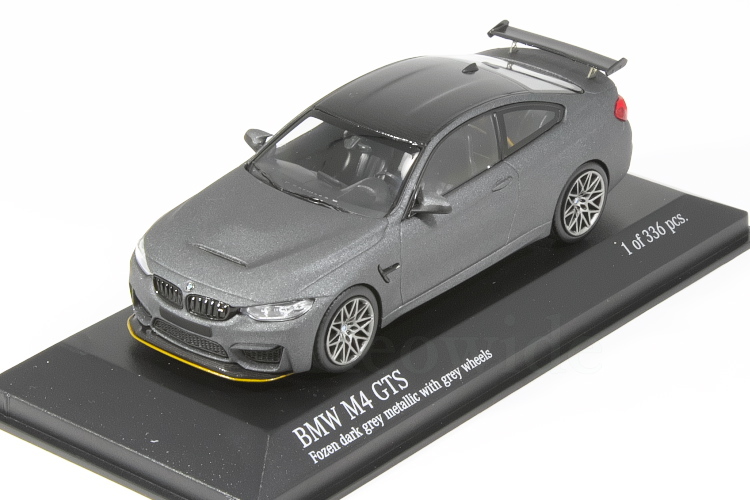 新品 オリジナルパッケージ付き 希少!1/43 ミニチャンプス 新型 BMW