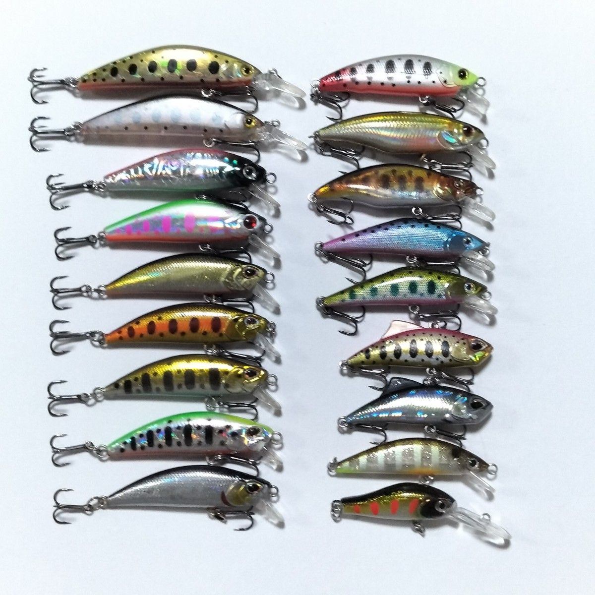 エリアトラウト 用ミノー 9個　スミス ケース F86 エリアトラウト 用ミノー 9個 スミス ケース F86