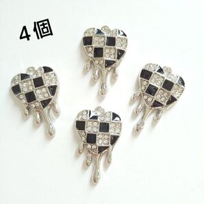 市松ハートチャーム 4個 ガラスストーン/ブラック