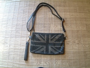  beautiful goods! black × the back side imitation leather × national flag studs shoulder bag 