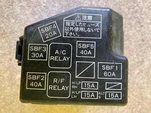 管理番号(151020-4821) スバル プレオ GF-RA1　H12年 純正 ヒューズ ボックス リレー 中古　国一律 送料無料