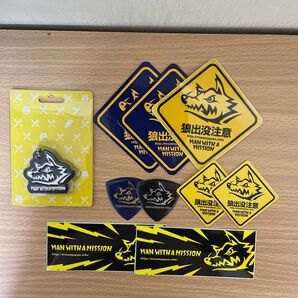MAN WITH A MISSION グッズまとめ売り ステッカー ピック型ステッカー キーホルダー