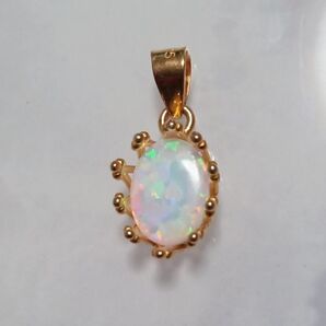 セール 京都 オパール クラウン枠 ペンダント トップ 18KGP(シルバー925 )8×6ミリ 18金コーティング 変更可
