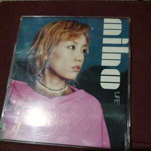 mihoのシングルCD 「LIFE」