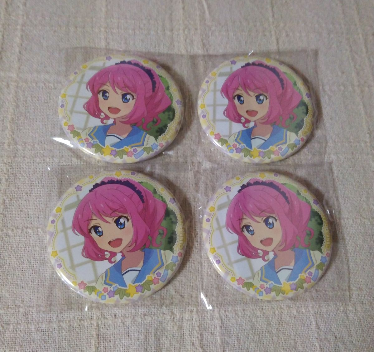 イオン アイカツ チーズソフトクッキー 缶バッジ BOX A