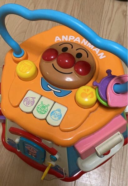 アンパンマン 知育玩具 おおきなよくばりボックス