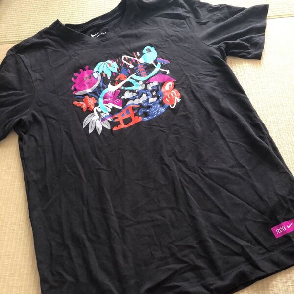 在庫処分セール NIKE Tシャツ 黒