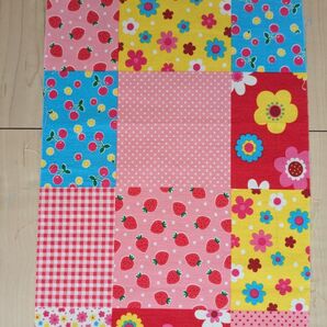 バッチワーク風花柄はぎれ小