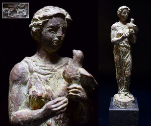 彫刻家【三井高義】ブロンズ銅『鳩と美人女性像』置物 大理石台 高31.7cm　