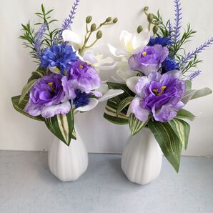 g-4 仏花*お供え花(一対二束) 真っ白デンファレとロイヤルブルーの花束