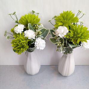 Q-12 仏花*お供え花(一対二束) グリーンとホワイトの花束