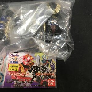 ＨＧシリーズ★仮面ライダー響鬼★ヒビキ★アクションポーズ★仮面ライダーイブキ★単品★バンダイ★ガシャポン★BANDAI