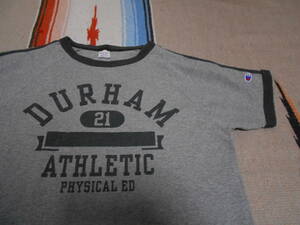 １９８０S CHAMPION PRODUCTS DURHAM PHYSICAL EDUCATION VINTAGE チャンピオン トリコ Tシャツ フットボール ビンテージ ラグランスリーブ