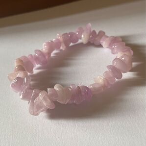 天然石 無条件の愛♪クンツァイトさざれ石ブレスレット パワーストーン