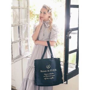 Maison de FLEUR 帆布フリルスクエアトートバッグ ブラック 黒
