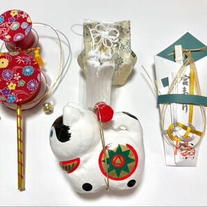 【新品美品】お宮参り小物4点セット 男の子 扇子(緑) でんでん太鼓 犬張子 お守り袋(白) NO.4