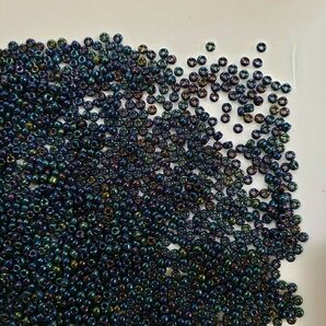 (601)丸小ビーズ 100g メタルブルー