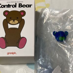 グラニフ コントロールベア 青 ミニTシャツフィギュア付