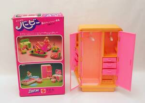 1977 year that time thing Mattel company .... Barbie dream. fashion furniture Western-style clothes Dance parts lack of equipped Junk 