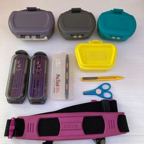 渓流釣り具 餌箱 仕掛けケース その他色々 整理番号184 渓流釣り まとめて ベルト