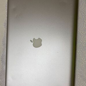 Apple Macbook Pro 17インチ 2011