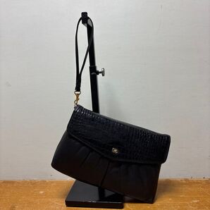 クロコ型押し クラッチバッグ ブラック